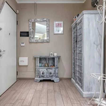 Apartman Comfort Ed Eleganza In Centro A *