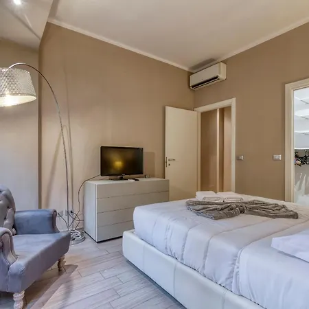 Comfort Ed Eleganza In Centro A Apartment Bologna